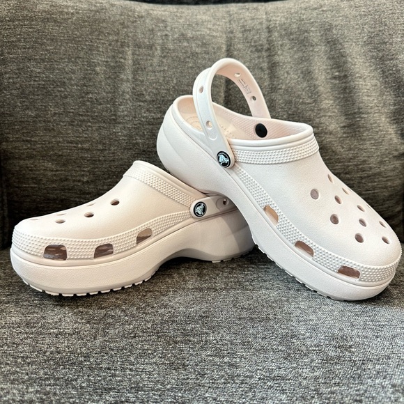 CROCS Shoes - Crocs classic platform clog $60 retail